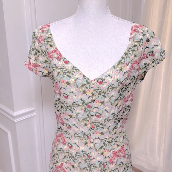 Loft Floral V-Neck Button Closure Midi Dress Short Sleeve 100% Rayon A line L - Picture 3 of 11